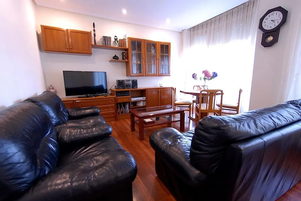 Apartamento En Casa Con Jardin + Garaje. E-Bi-201 Apartment Bilbao