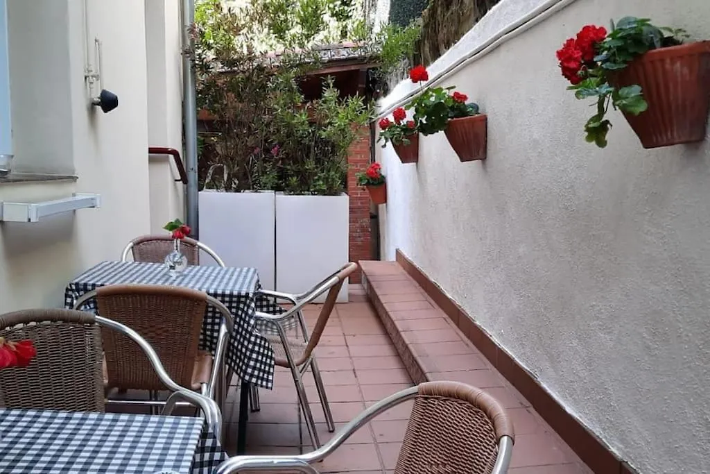 Apartamento En Casa Con Jardin + Garaje. E-Bi-201 Apartment Bilbao